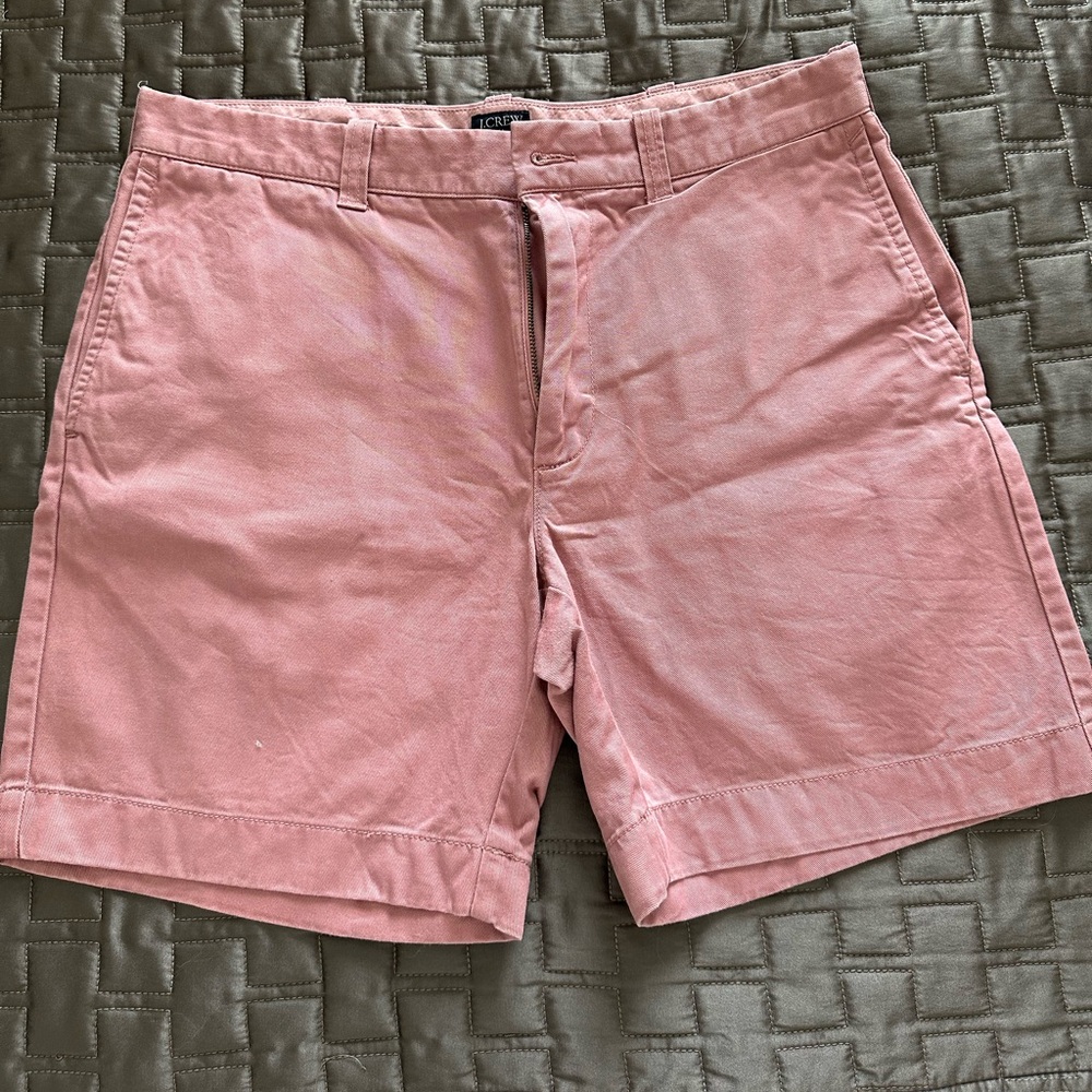 J CREW MENS SHORTS READE 33W